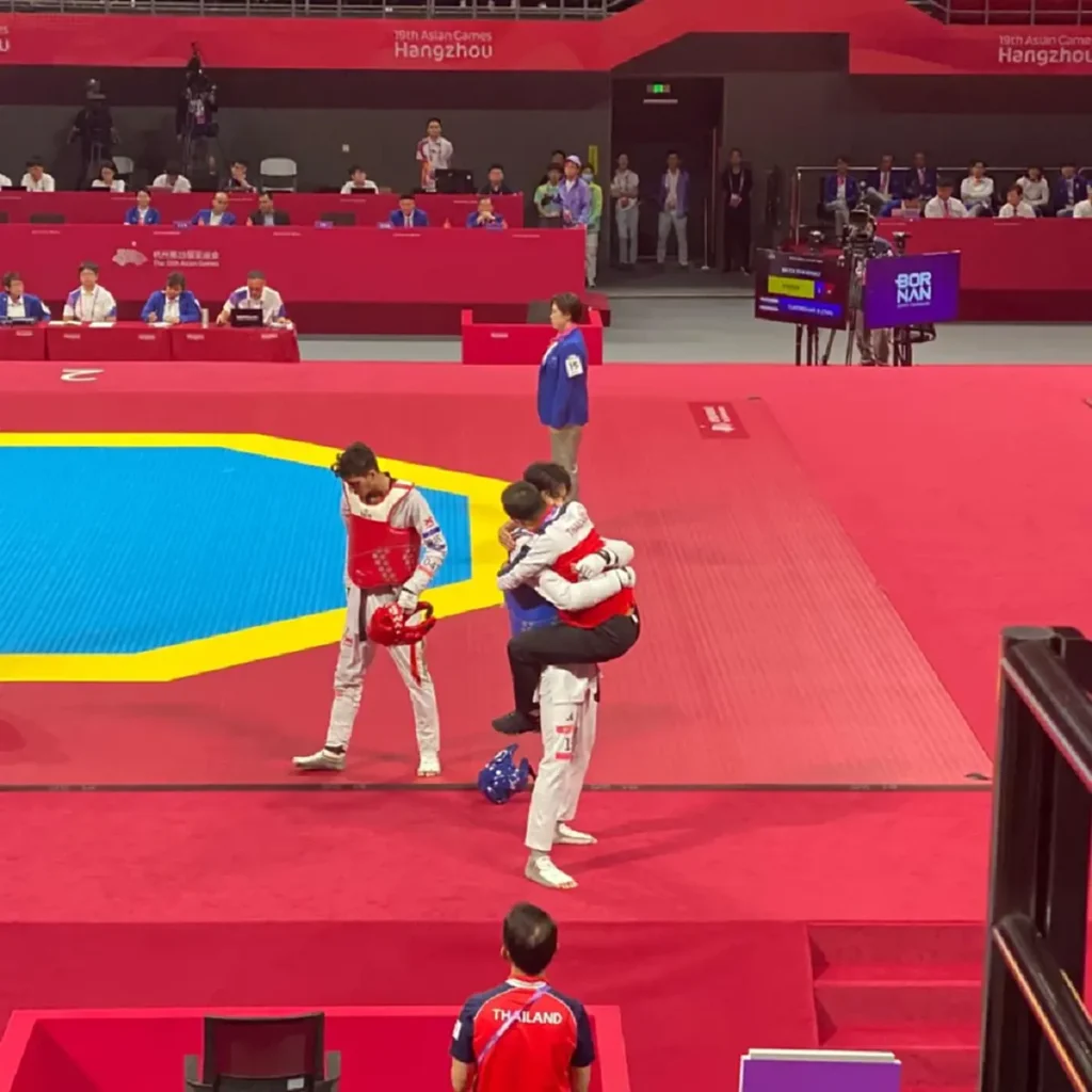 การแข่งขันเทควันโดภายในประเทศอิหร่านกับการสร้างดาวรุ่ง